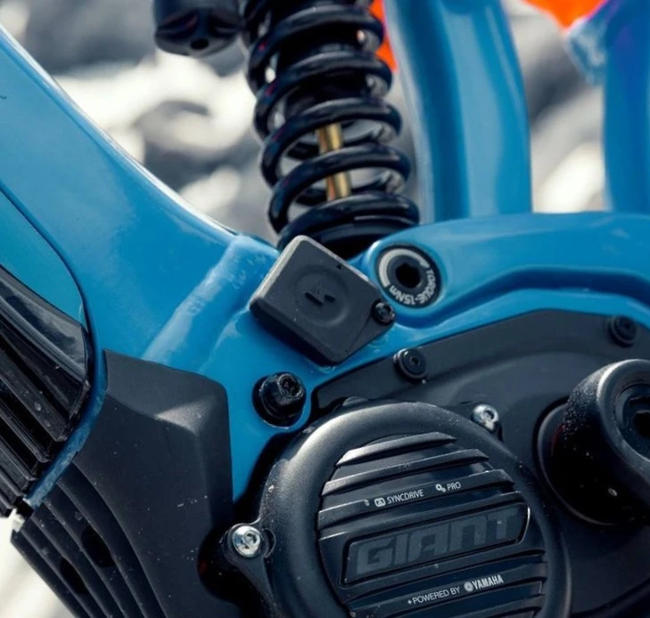 Giant Ladekontakt Abdeckung Downtube 2 Giant Ladekontakt Abdeckung Downtube – Bild 2